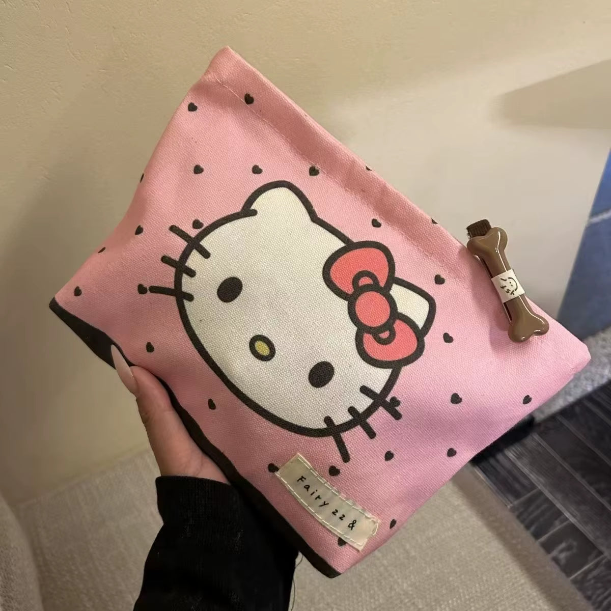 Cute Sanrio Girl Cosmetic Bag Kawaii High-Capacity Portable Travel Zipper Storage Bag Cute Earphone Bag Coin Purse